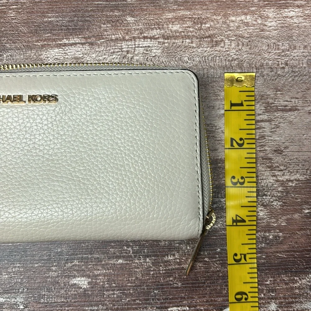 Michael Kors | VGUC Jet Set Travel Leather Continental Wristlet Wallet